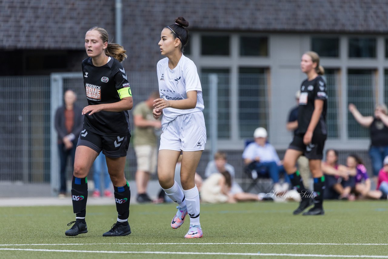 Bild 110 - wBJ Alstertal-Langenhorn - SV Henstedt-Ulzburg : Ergebnis: 4:1